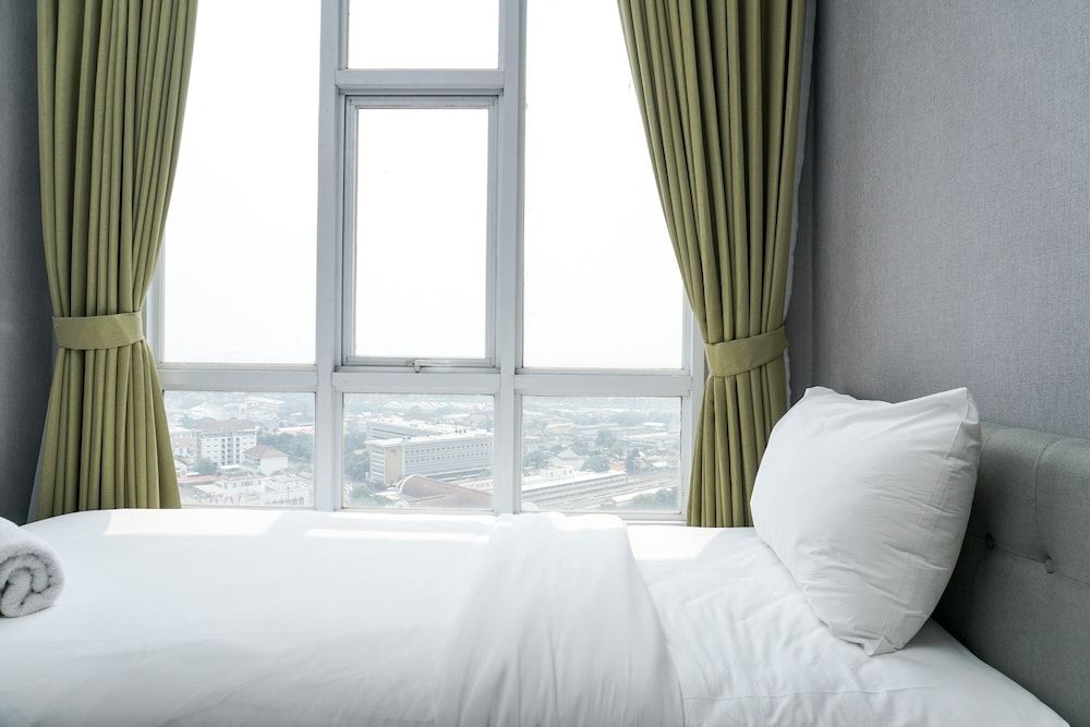 undefined Fabulous 2BR Lucky Tower Apartment 10