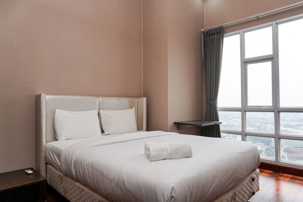 undefined Fabulous 2BR Lucky Tower Apartment 6