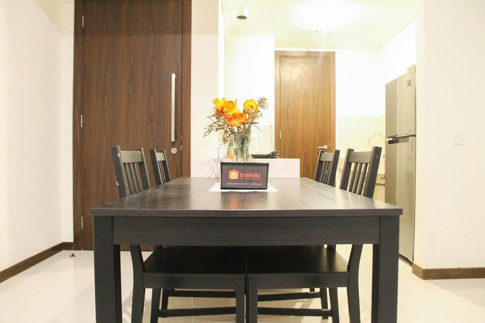 undefined Luxurious 3BR at St. Moritz Apartment near Shopping Mall 2