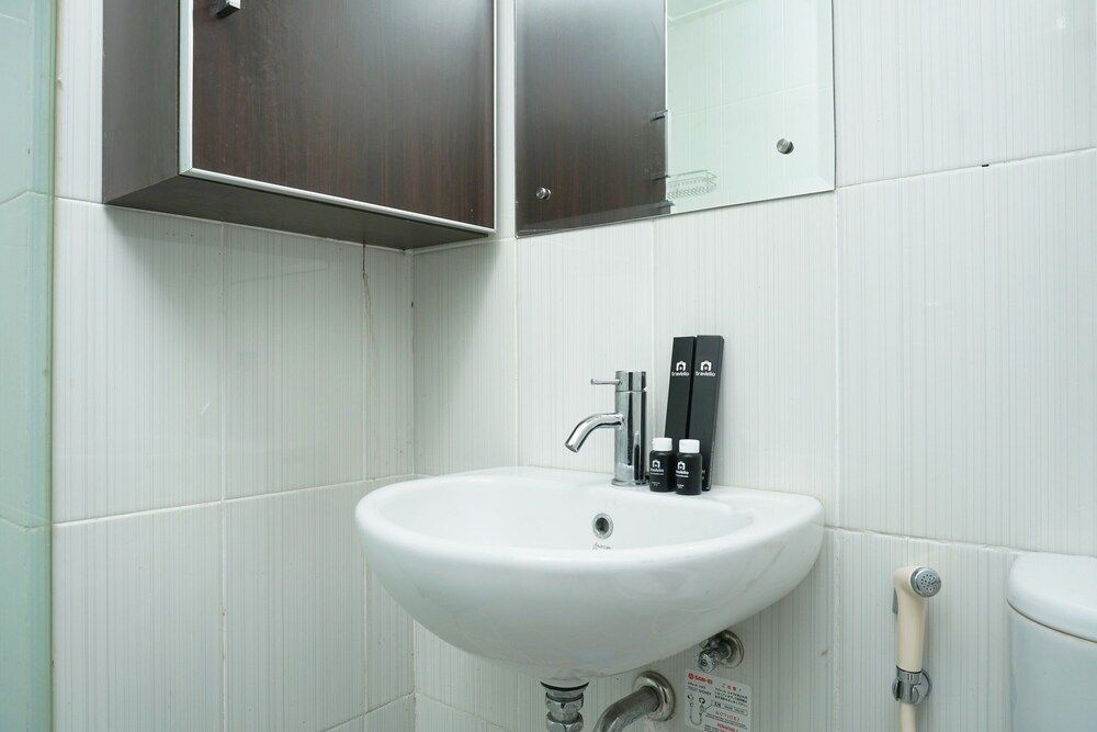 Comfy Studio Tamansari Semanggi Apartment Room 6