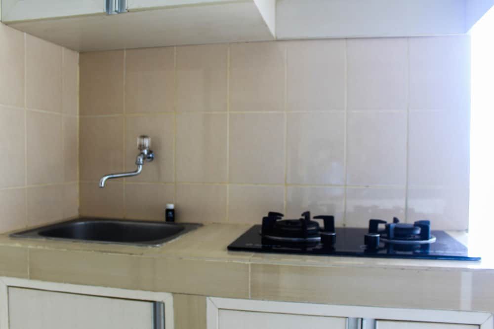 Modern 2BR Apartment Puri Park View for 4 Pax Room 10