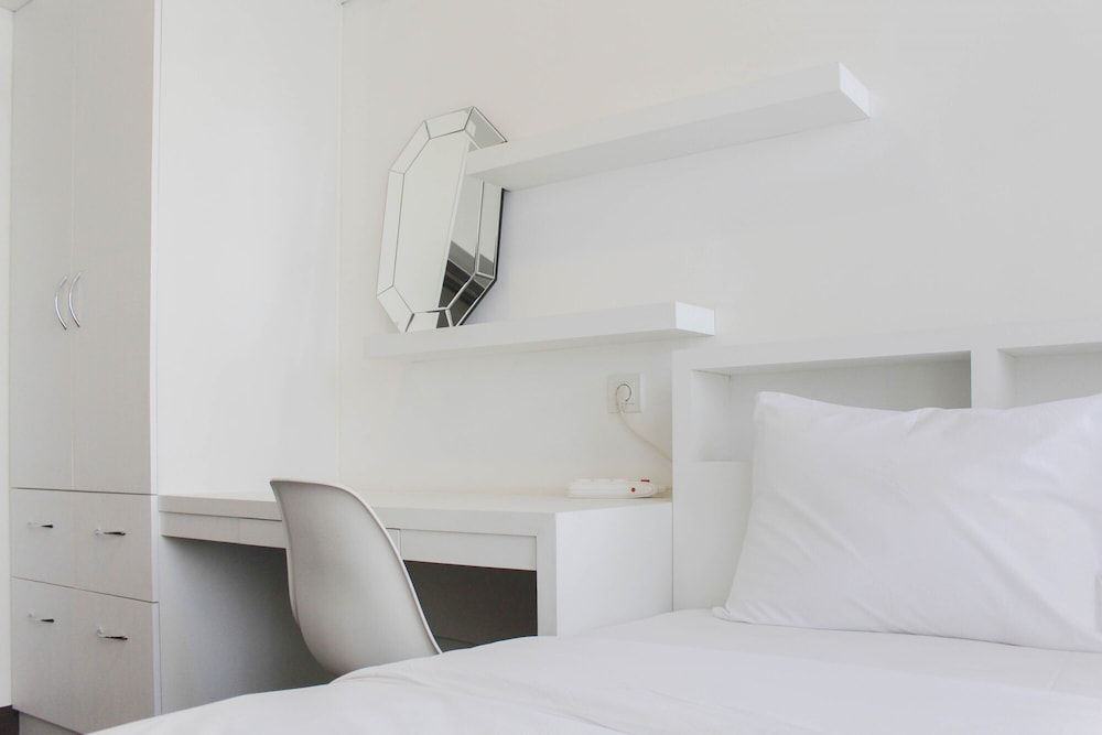 undefined Comfortable 2BR Apartment at H Residence 7