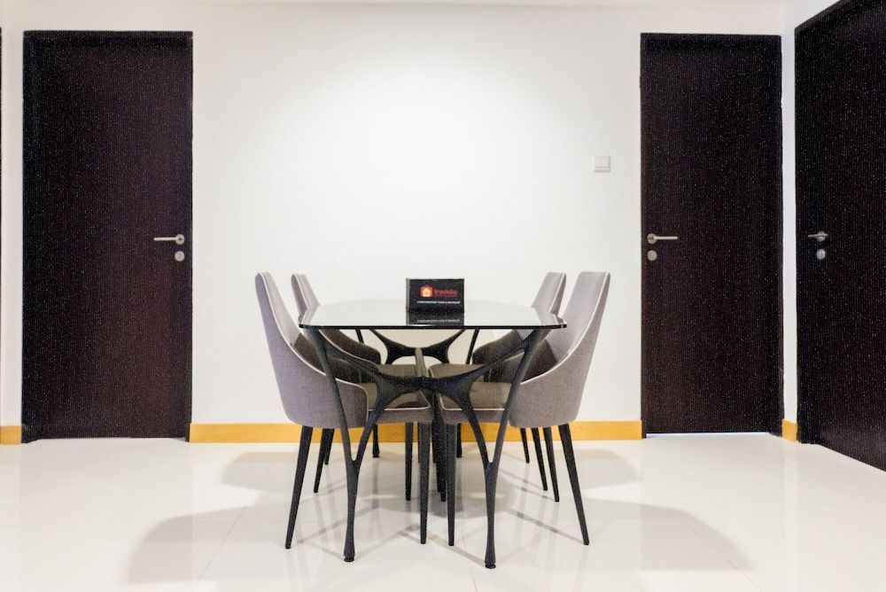 Big Size with City View @ 3BR Lexington Apartment Room 8