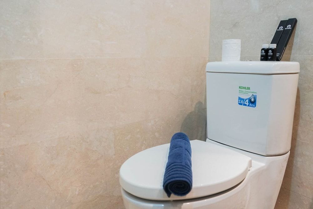 Minimalist and Homey Studio Menteng Park Apartment Room 12