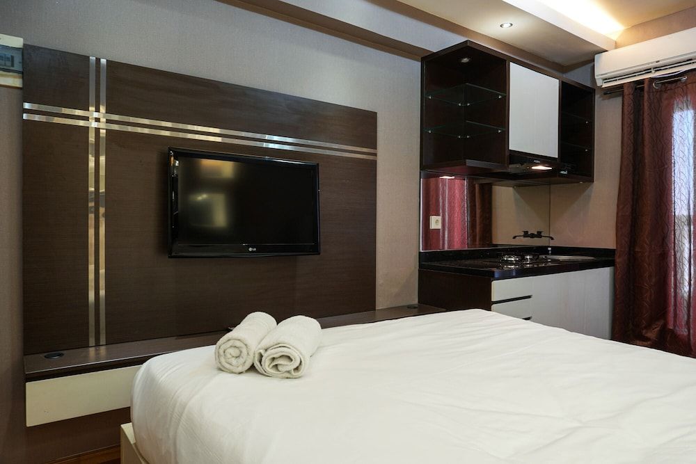 undefined Comfortable Studio @ Green Bay Pluit Apartment 5