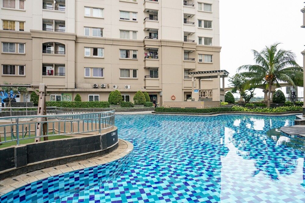 undefined Comfy and Homey 2BR at Mediterania Marina Ancol Apartment 3