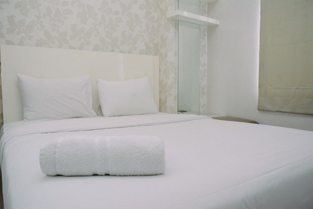 undefined Best and Gorgeous 2BR Green Bay Apartment 8