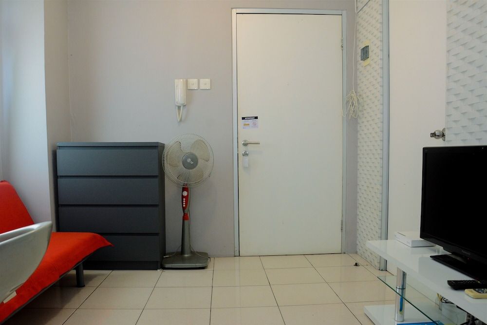 Spacious and Comfortable 2BR Green Bay Pluit Apartment Room 10