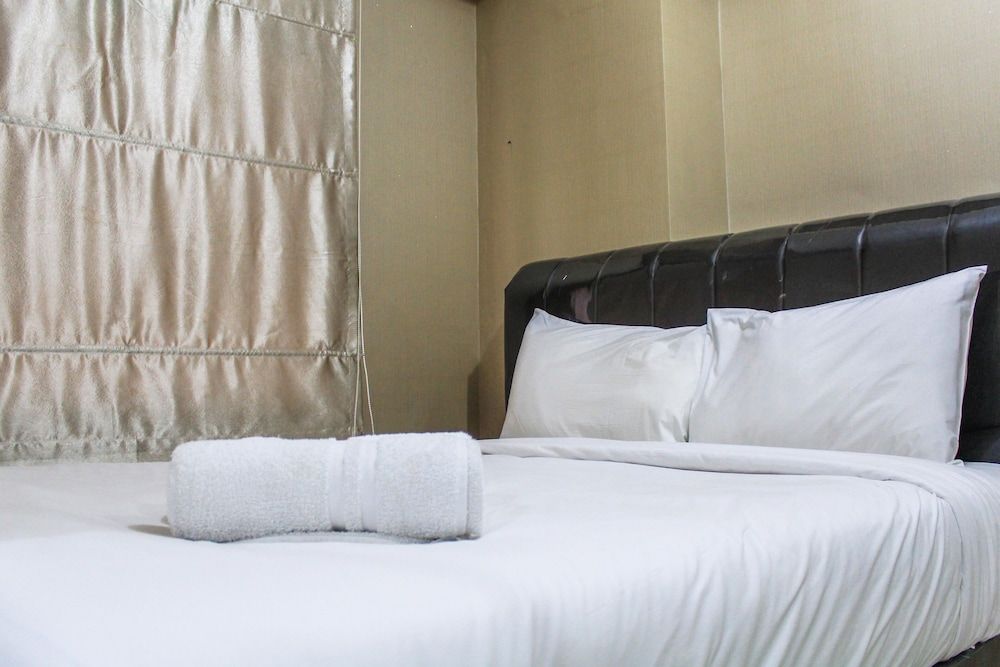 Posh 2BR Apartment at Green Bay Pluit By Travelio