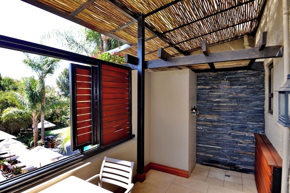 The Residence Boutique Hotel Luxury Room, 1 King Bed 14