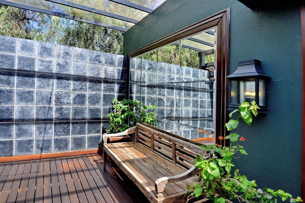 The Residence Boutique Hotel Luxury Room, 1 King Bed 15