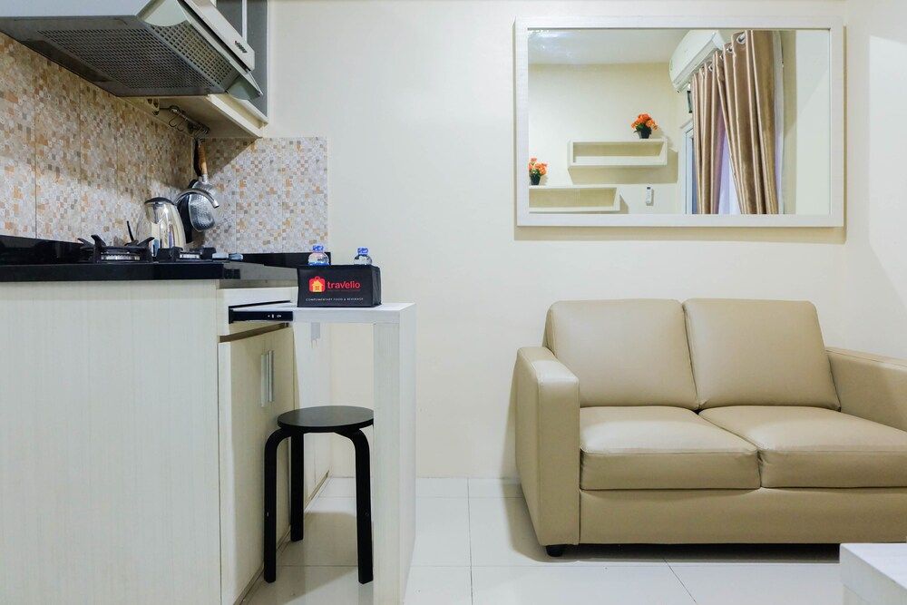 undefined Modern and Comfy 2BR Green Pramuka Apartment 9