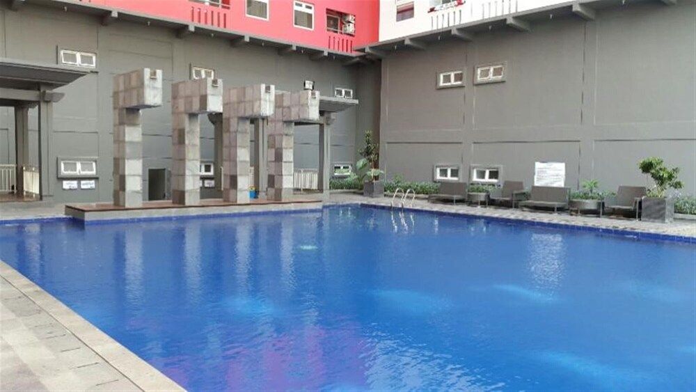 undefined Modern and Comfy 2BR Green Pramuka Apartment 2