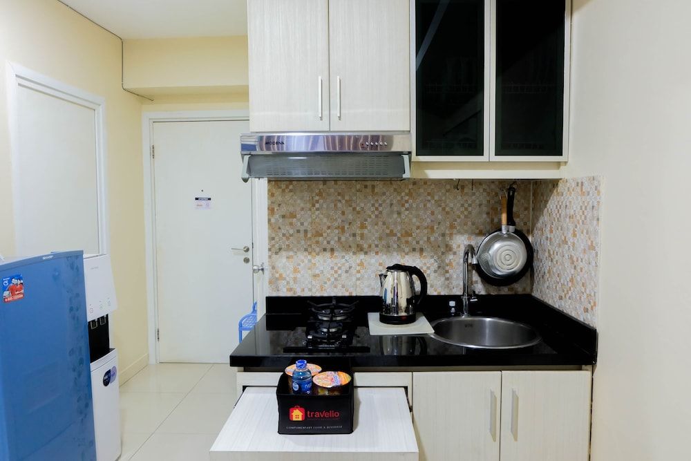 undefined Modern and Comfy 2BR Green Pramuka Apartment 8