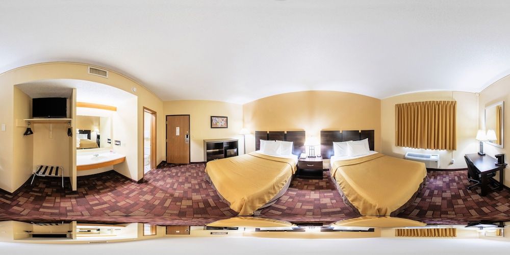 Standard Room, 2 Queen Beds, Non Smoking (Pet Friendly)