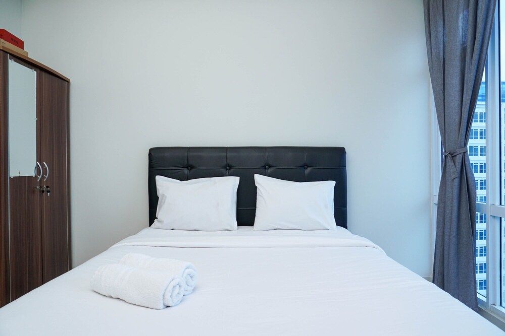 undefined Simply Furnished Studio Apartment at Puri Mansion 6