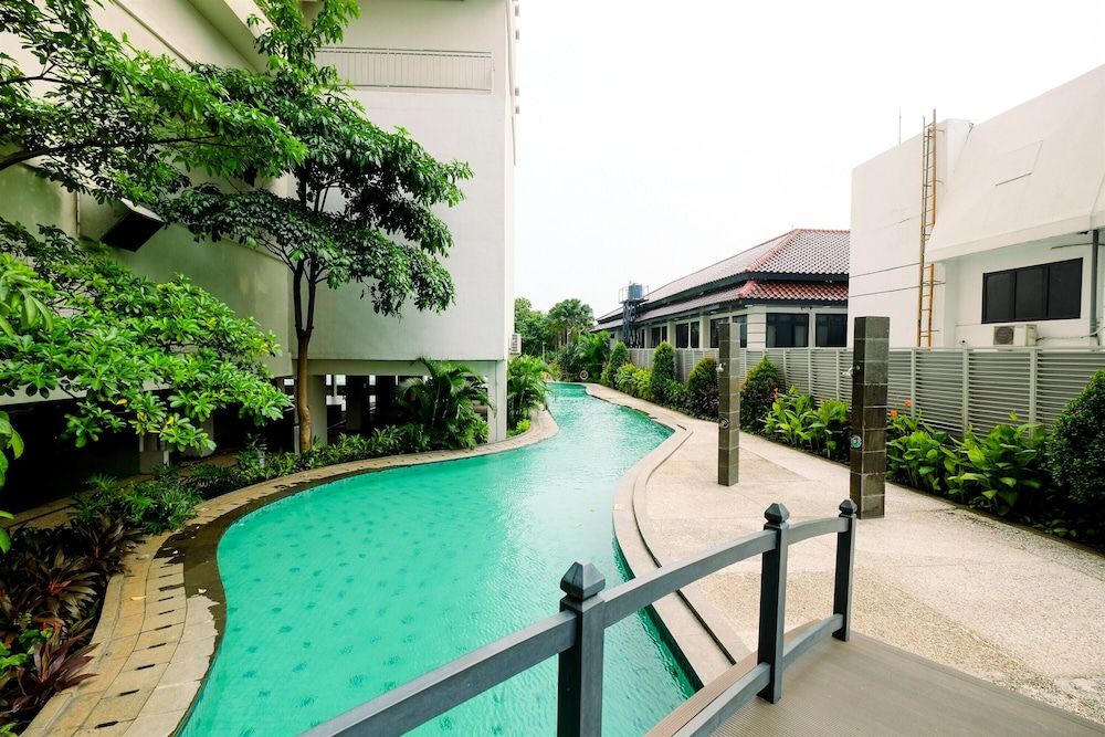 undefined Stunning 2BR Apartment at Capitol Park Residence 7