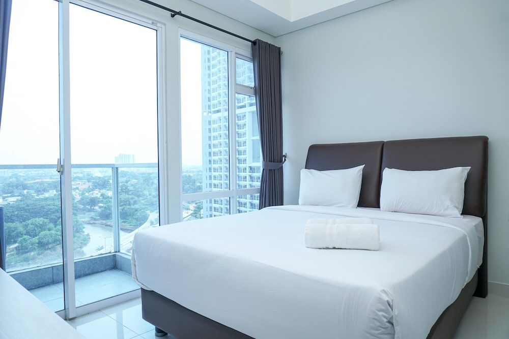 undefined Minimalist 3BR Apartment at Puri Mansion 6