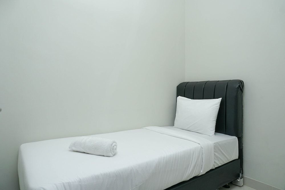 undefined Simple and Minimalist 3BR Apartment at Puri Mansion 8