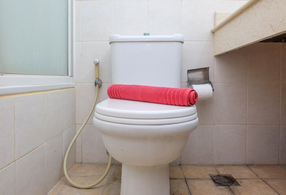 Fully Furnished and Comfortable 2BR Ambassador 2 Apartment Room 16