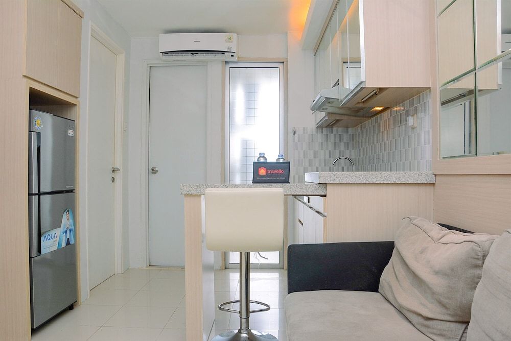 undefined Wonderful 2BR at Bassura City Apartment 5