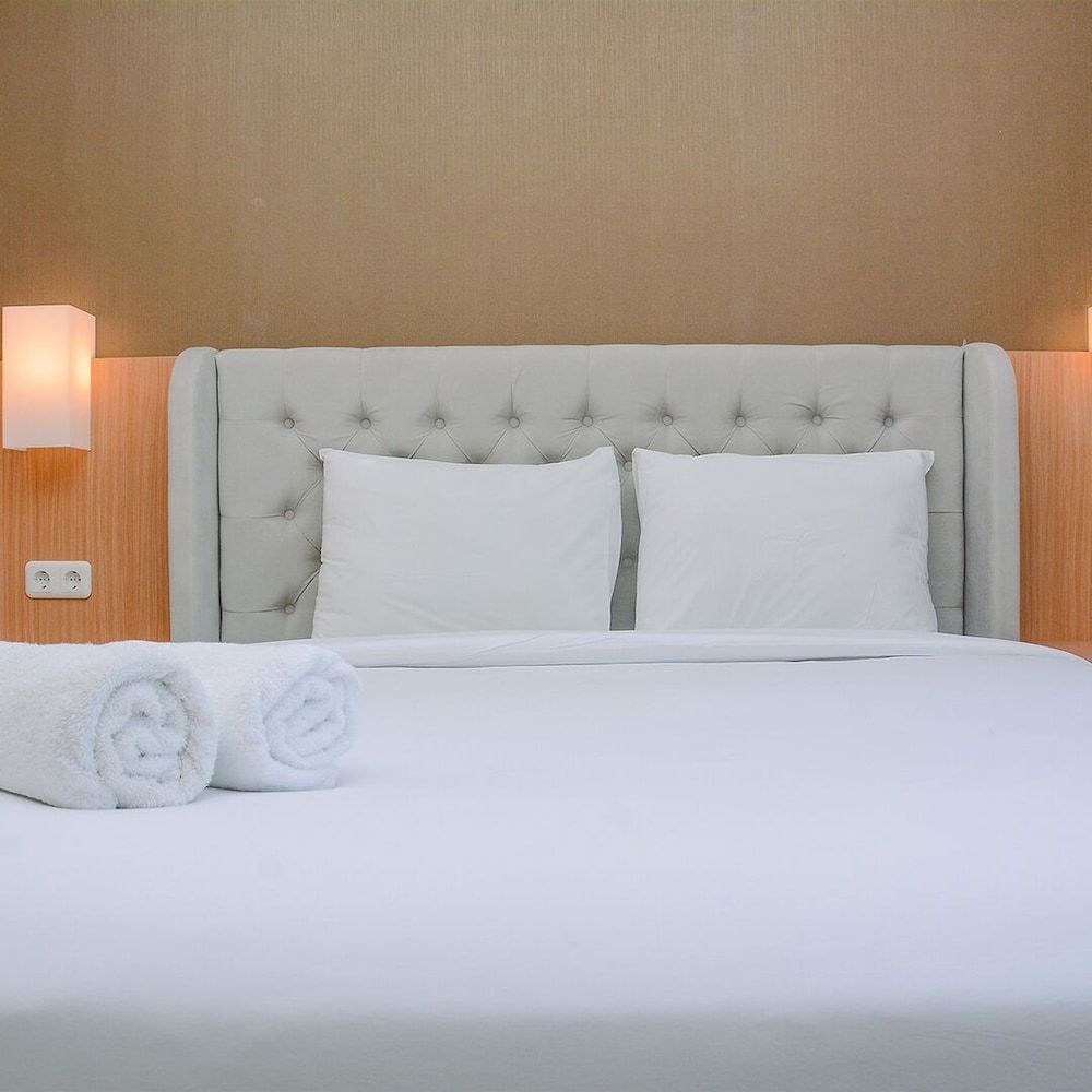 undefined Modern and Tidy Studio Apartment at Elpis Residence 3