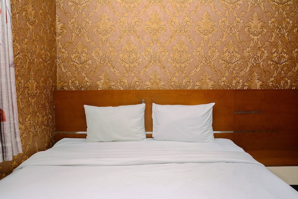 undefined Fully Furnished and Spacious 2BR Maple Park Apartment 8