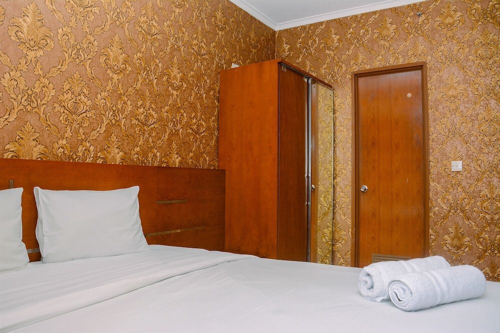 undefined Fully Furnished and Spacious 2BR Maple Park Apartment 7