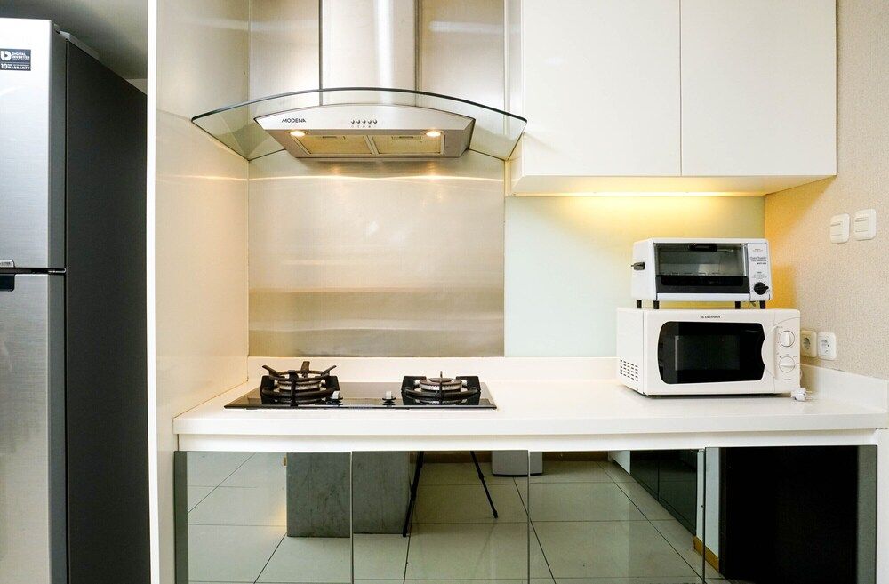 undefined Comfy Luxurious 3BR Gandaria Heights Apartment 10