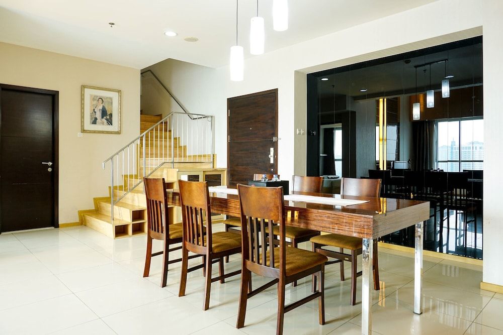 undefined Comfy Luxurious 3BR Gandaria Heights Apartment 3