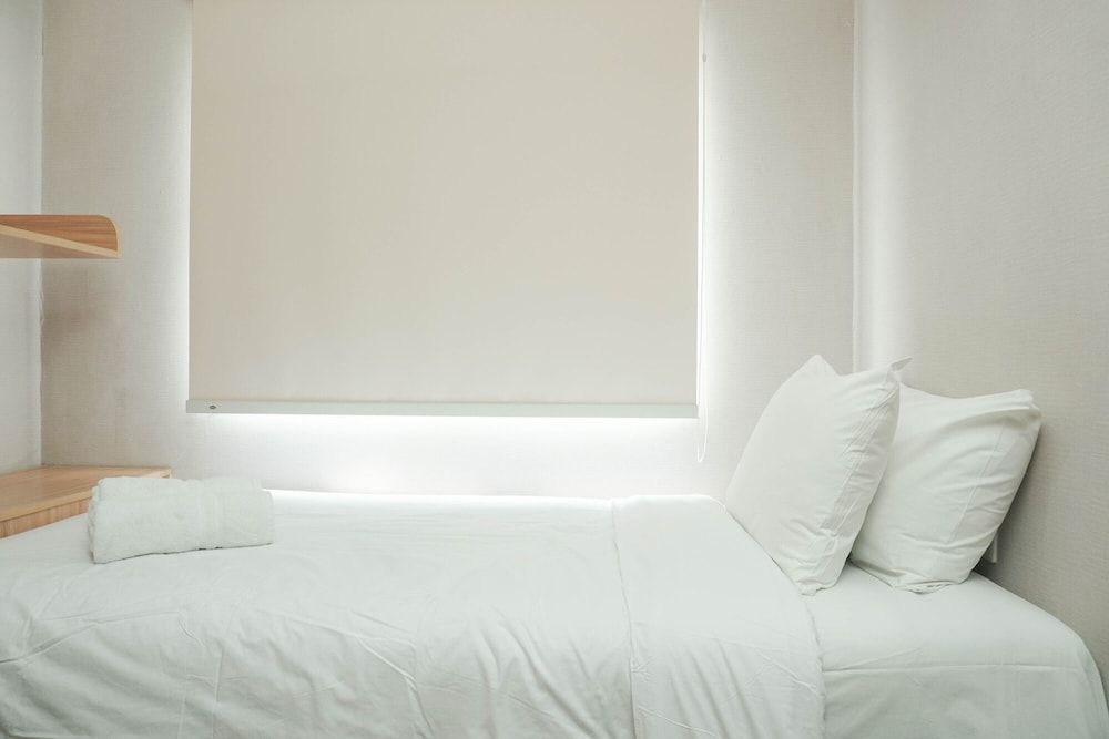 undefined Contemporary Style & Family 2BR Apartment Belmont Residence Puri 4