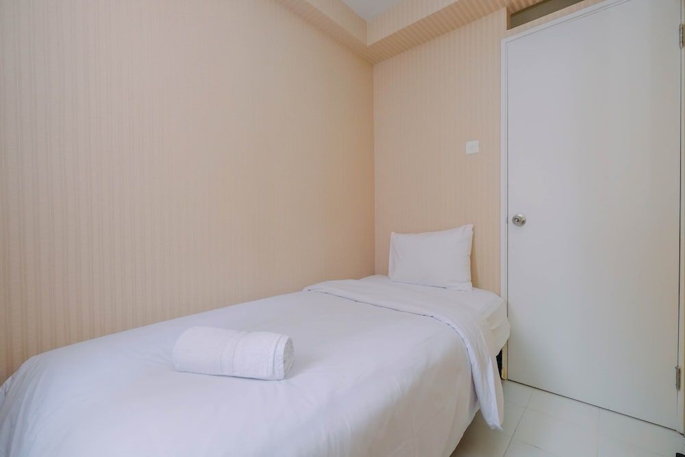 undefined Minimalist 2BR Apartment near Shopping Center @ Kalibata City 5