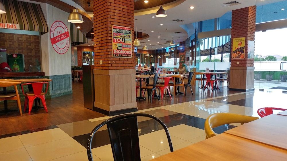 undefined Elegant Nifarro Park 2BR Apartment with Best View 2