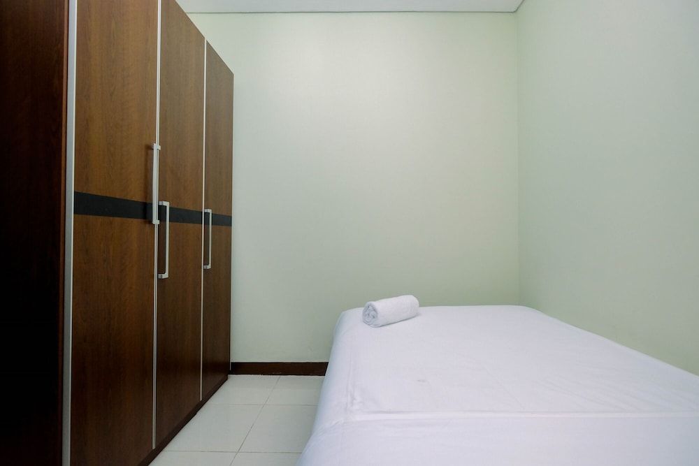 undefined Elegant Nifarro Park 2BR Apartment with Best View 8