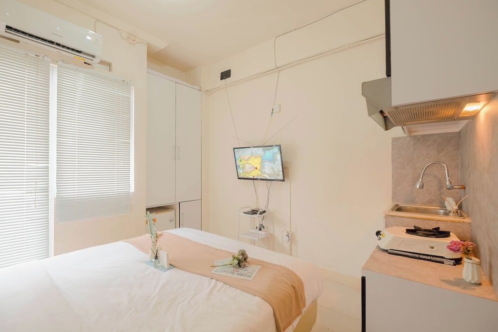 undefined Cozy Studio with Direct Access to Mall at Green Pramuka Apartment