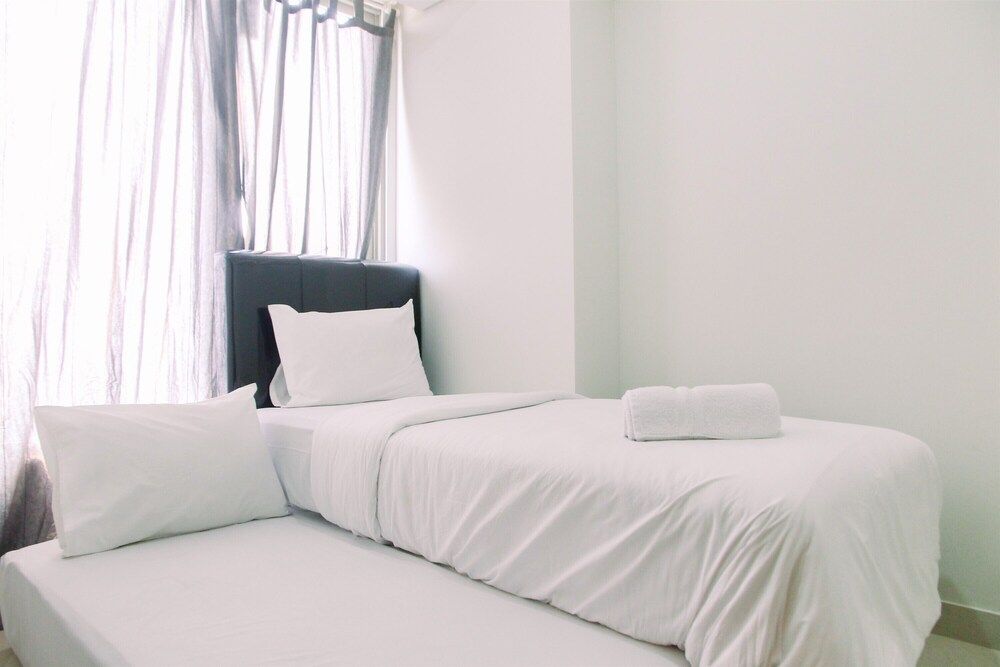 undefined Wonderful 2BR at Gold Coast Apartment Pantai Indah Kapuk 10