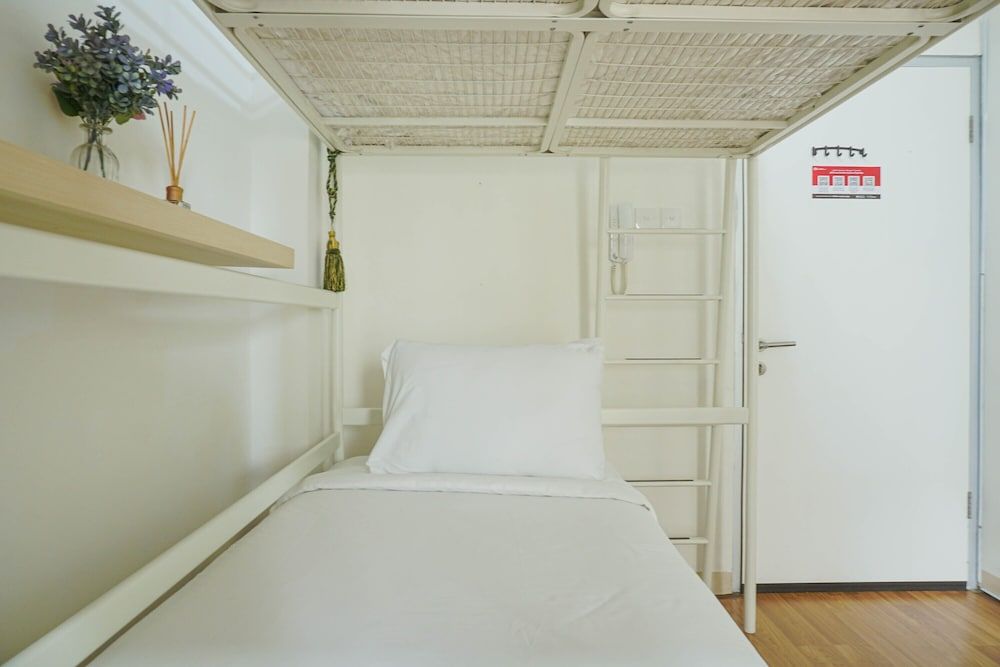 undefined Compact and Scenic Studio Room Green Bay Pluit Apartment 4