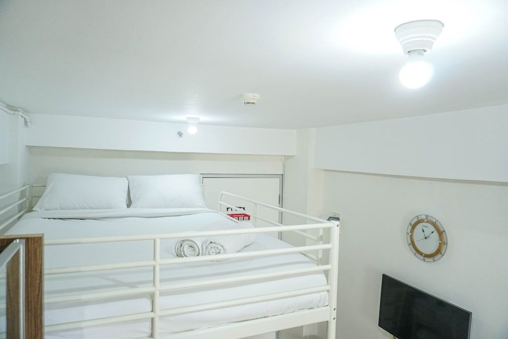 undefined Compact and Scenic Studio Room Green Bay Pluit Apartment 8