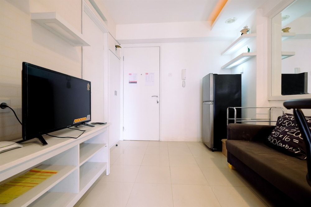 Best Price 2BR Bassura City Apartment Room 8