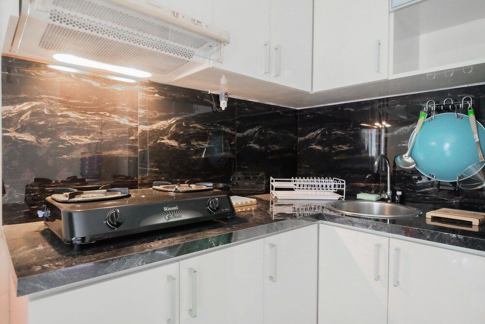 undefined Best Price Studio Apartment at Tamansari Semanggi 7