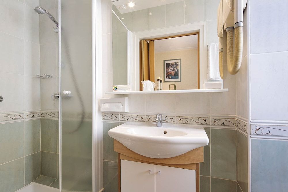 undefined Hôtel Terminus Lyon 4