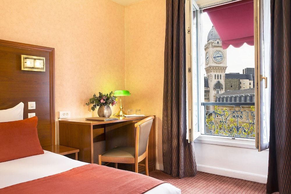 Hôtel Terminus Lyon Classic Double Room 6