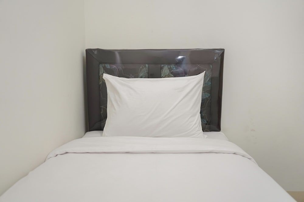 undefined 2BR Apartment with Sofa Bed at Green Pramuka City 6