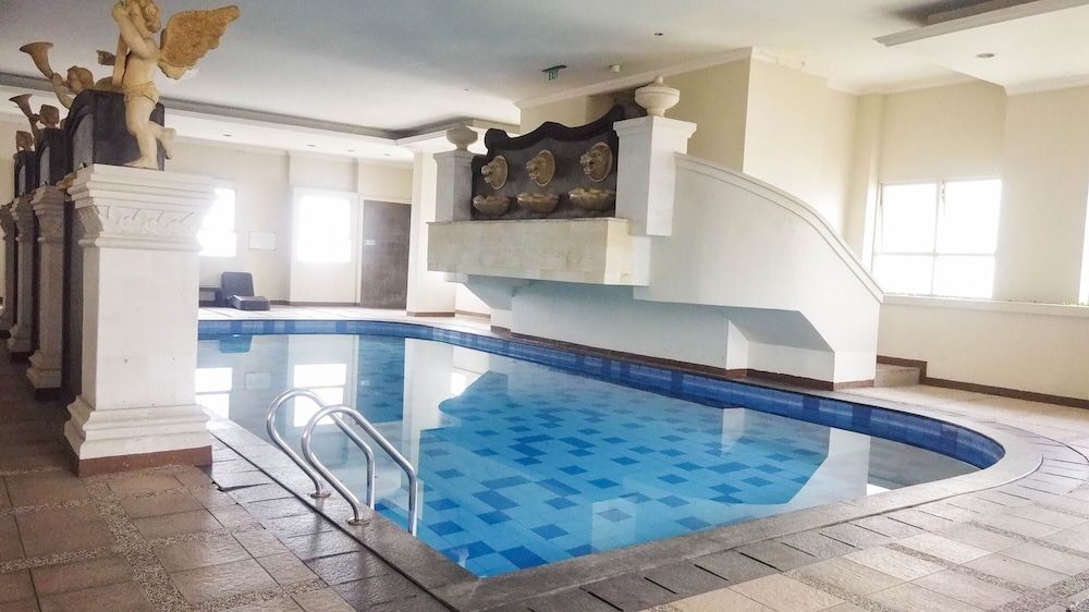 undefined Strategic 1BR The Boulevard Apartment with Luxurious Design 4