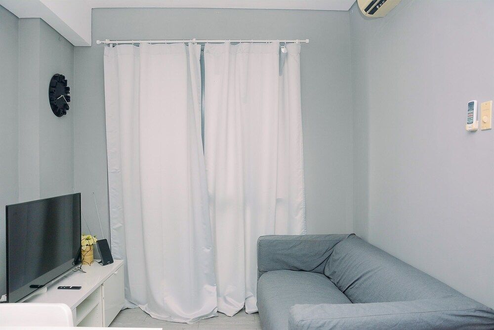 undefined Beautiful and Comfy 2BR Apartment at Royal Olive Residence 10