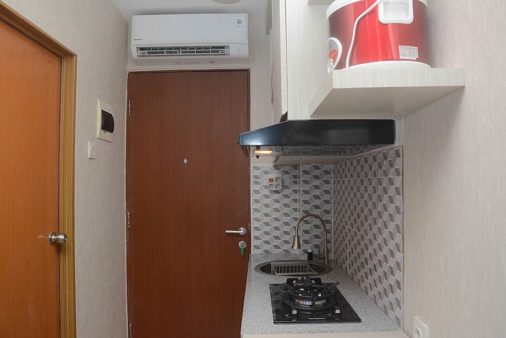 Beautiful and Relaxing Studio Tifolia Apartment Apartment, Non Smoking, Kitchenette 5