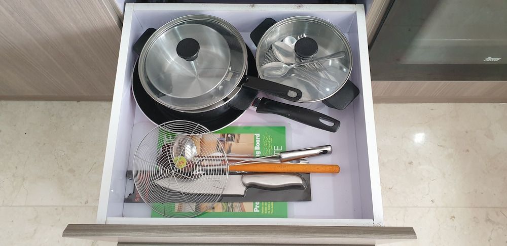 undefined Spacious room at 23th city view 8