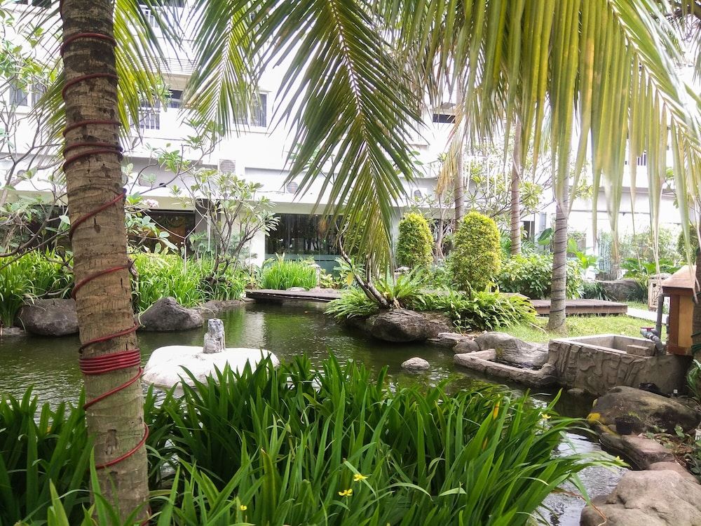 undefined Spacious and Cozy 3BR Poins Square Apartment