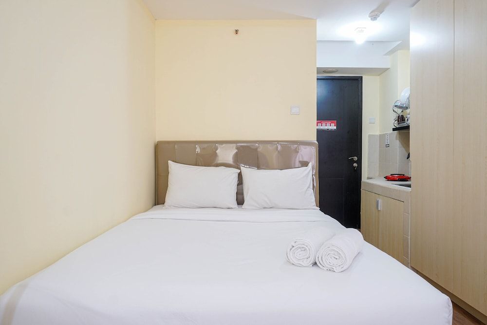 undefined Comfy Studio Apartment at Belmont Residence