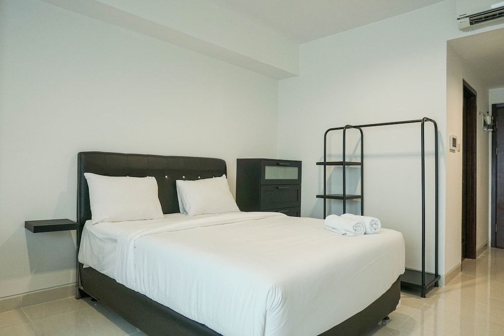 undefined Elegant Studio at West Vista Apartment with City View